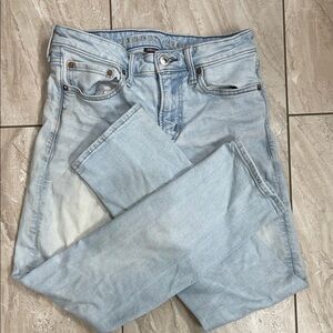 American Eagle Outfitters Men's Light Wash Slim Straight